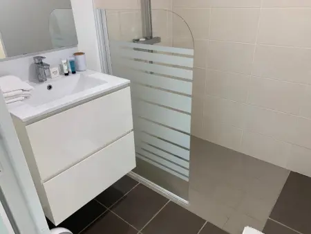 Appartement confortable au Moule 60 m² avec piscine privée - Photo 11