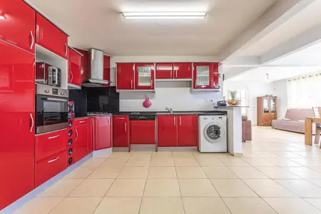 Appartement charmant à Le Moule, avec piscine partagée - Photo 4