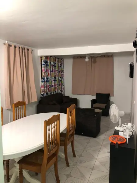 Maison charmante à Pointe-Noire avec vue mer, Maison 4 personnes à Pointe Noire - Photo 1