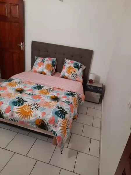 Maison charmante à Pointe-Noire avec vue mer, Maison 4 personnes à Pointe Noire - Photo 3