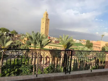 Triplex charmant à Annakhil, Marrakech avec piscine partagée - Photo 9