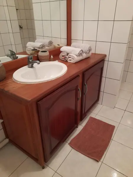 Appartement confortable à Capesterre 60 m² vue mer - Photo 6