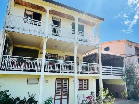 Maison à Les Anses d'Arlet, Maison charmante avec vue sur la mer et montagnes, Les Anses-d'Arlet. - L1069443