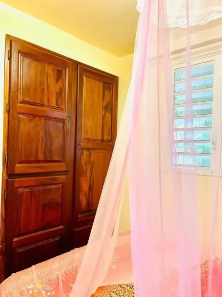 Maison charmante avec vue sur la mer et montagnes, Les Anses-d'Arlet. - Photo 6