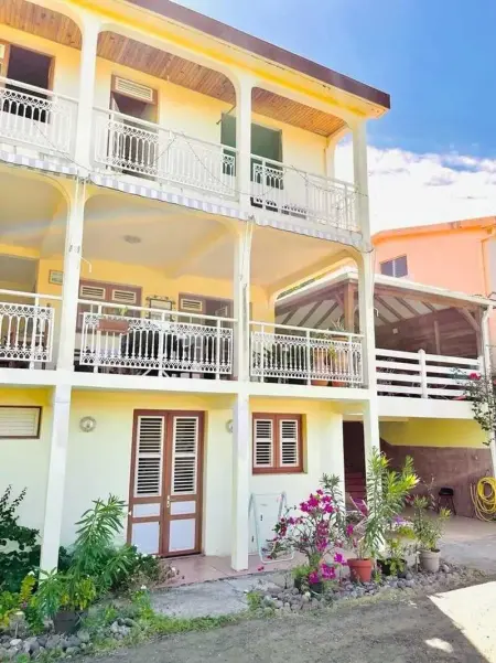 Maison charmante avec vue sur la mer et montagnes, Les Anses-d'Arlet. - Photo 12