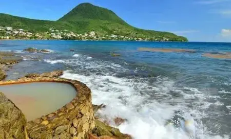 Maison charmante avec vue sur la mer et montagnes, Les Anses-d'Arlet. - Photo 15
