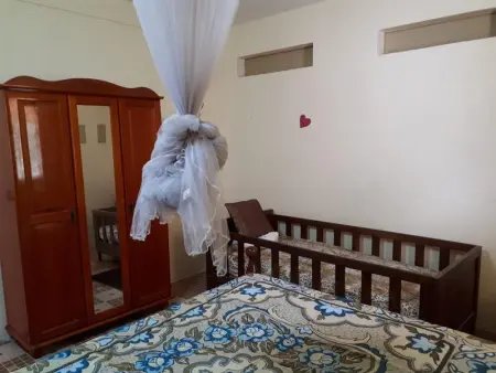 Maison charmante à Sainte-Anne avec grand jardin clôturé - Photo 8