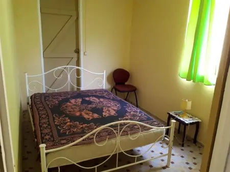 Maison charmante à Sainte-Anne avec grand jardin clôturé - Photo 9