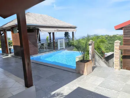 Charmant Bungalow avec vue sur la mer à Marigot, 60 m², piscine. - Photo 5