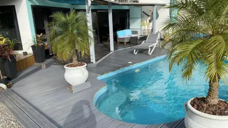 Appartement à Saint Pierre, Appartement confortable à Saint-Pierre avec piscine privée (55 m²) - L1069505