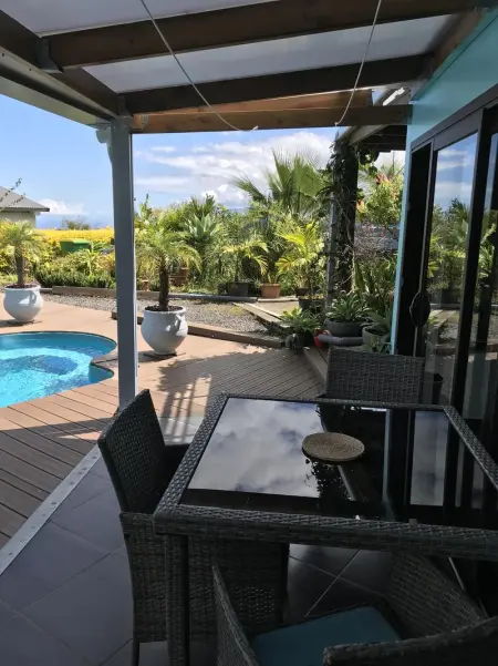 Appartement confortable à Saint-Pierre avec piscine privée (55 m²) - Photo 2