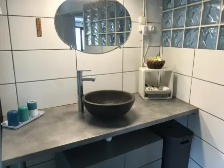 Appartement confortable à Saint-Pierre avec piscine privée (55 m²) - Photo 8