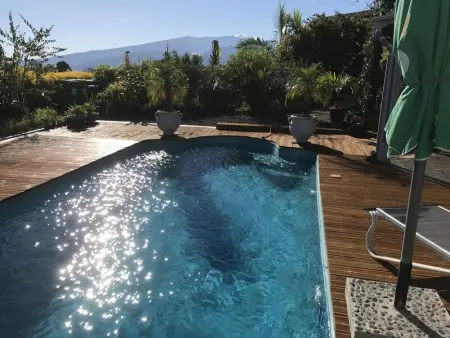 Appartement confortable à Saint-Pierre avec piscine privée (55 m²) - Photo 10