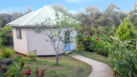 Bungalow à Le Robert, Bungalow charmant au Robert avec piscine partagée - L1069508