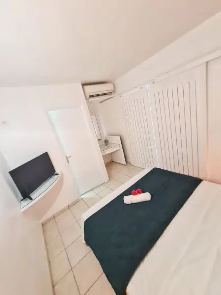 Charmant appartement à La Trinité avec piscine partagée - 40 m² - Photo 7