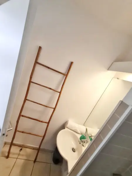 Charmant appartement à La Trinité avec piscine partagée - 40 m² - Photo 9