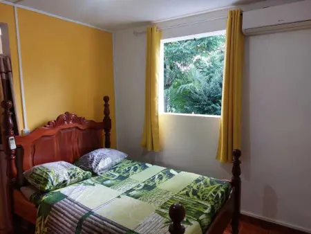 Maison charmante à Pointe Noire, vue montagne, jardin privé - Photo 7