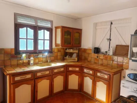 Maison charmante à Pointe Noire, vue montagne, jardin privé - Photo 14