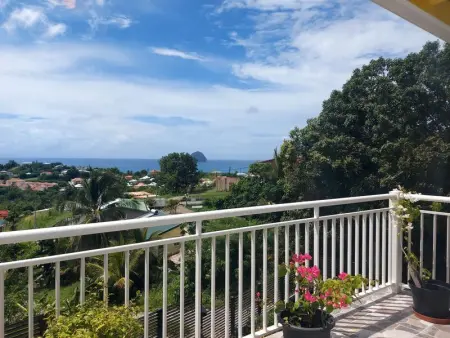 Maison à Le Diamant, Maison charmante à Le Diamant avec vue sur mer et jardin - L1069557