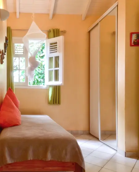 Bungalow idyllique à Trois-Rivières avec piscine partagée - Photo 9