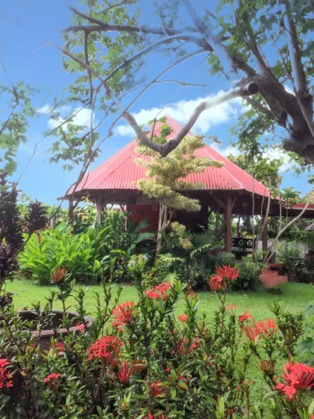 Bungalow idyllique à Trois-Rivières avec piscine partagée - Photo 11