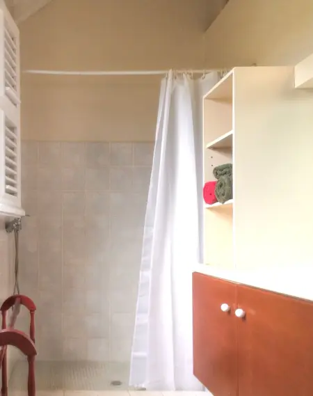 Bungalow idyllique à Trois-Rivières avec piscine partagée - Photo 12