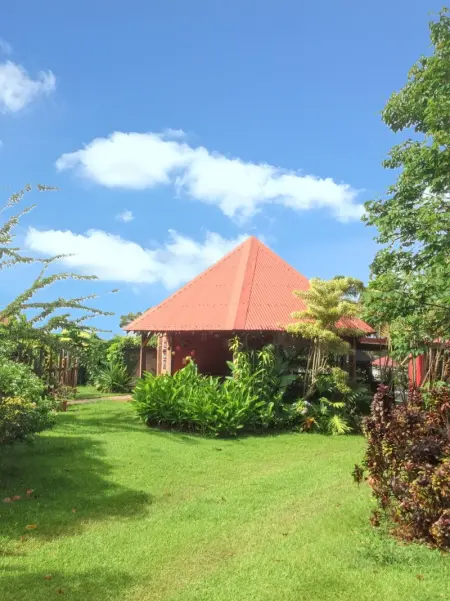 Bungalow idyllique à Trois-Rivières avec piscine partagée - Photo 15