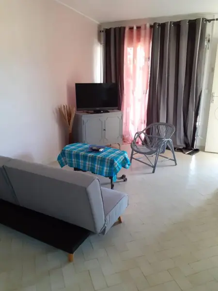 Maison confortable avec jardin à Basse-Terre + Parking inclus - Photo 6