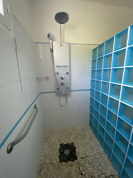 Appartement Confort Pointe-Noire + Piscine, Appartement 6 personnes à Pointe Noire - Photo 5