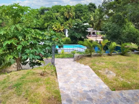 Bungalow à Château Gaillard Le Moule, Bungalow charmant à Château Gaillard avec piscine partagée - L1069620
