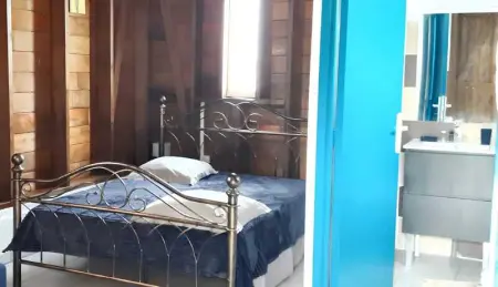 Bungalow charmant au Moule avec piscine et jardin - Photo 4