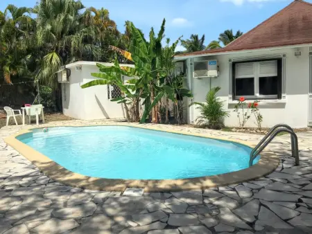 Maison à Saint François, Maison accueillante à Saint-François avec piscine privée. - L1069636