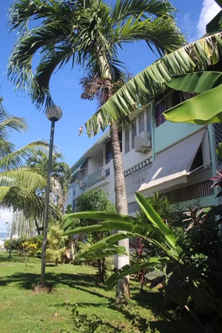 Appartement moderne à Les Trois Ilets, 40 m², vue jardin - Photo 11