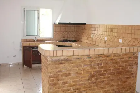 Charmante Maison avec Jardin à Tampon, Maison 4 personnes à Tampon - Photo 2