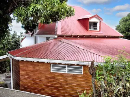 Studio lumineux avec vue sur la mer à Baillif – 45 m² + Terrasse - Photo 5