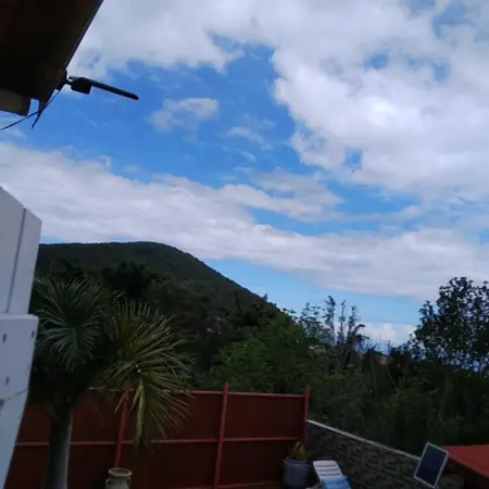 Maison charmante avec piscine partagée à Saint-Pierre - Photo 11