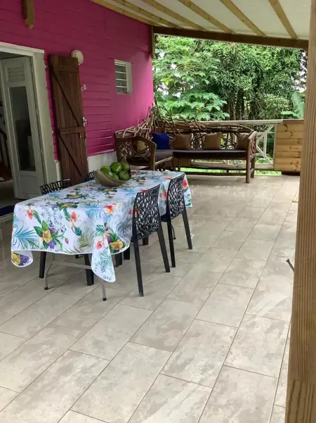 Maison accueillante à Gros Morne avec parking gratuit. - Photo 9