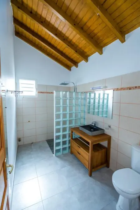 Maison cosy avec jardin à Anse-Bertrand, Maison 2 personnes à Anse Bertrand - Photo 12