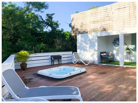 Maison charmante à Les Trois-Îlets avec jacuzzi - Photo 1