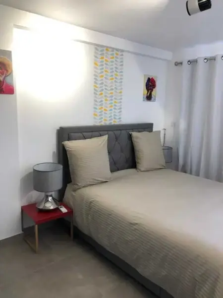 Maison avec vue sur la mer à La Trinité, piscine partagée - Photo 11