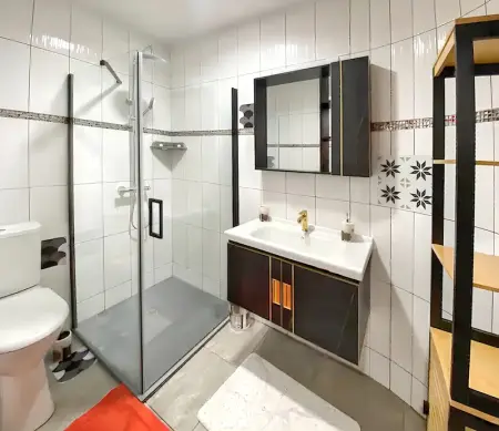 Appartement moderne avec vue sur la mer - La Trinité - 79.8 m² - Photo 12