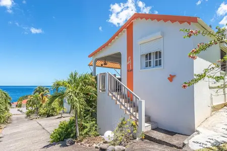 Bungalow confortable à Bouillante, 40 m² avec piscine partagée - Photo 5