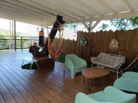 Bungalow confortable à Bouillante, 40 m² avec piscine partagée - Photo 14