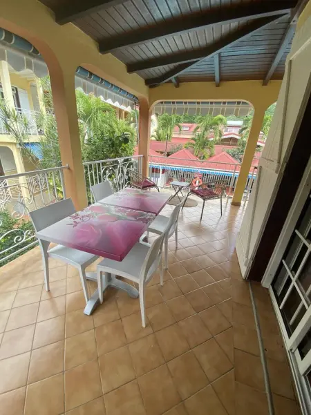 Appartement moderne à Pointe-Noire - 36 m² - Piscine & Jacuzzi - Photo 1