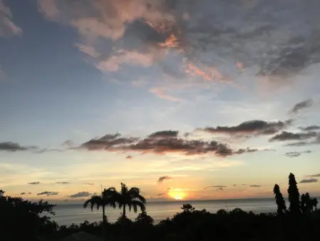 Villa panoramique à Pointe-Noire avec vue sur mer et piscine - Photo 10