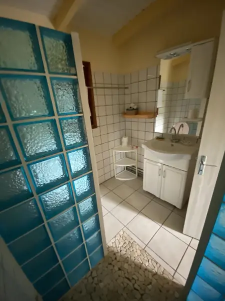 Appartement lumineux à Pointe-Noire avec piscine partagée - Photo 5