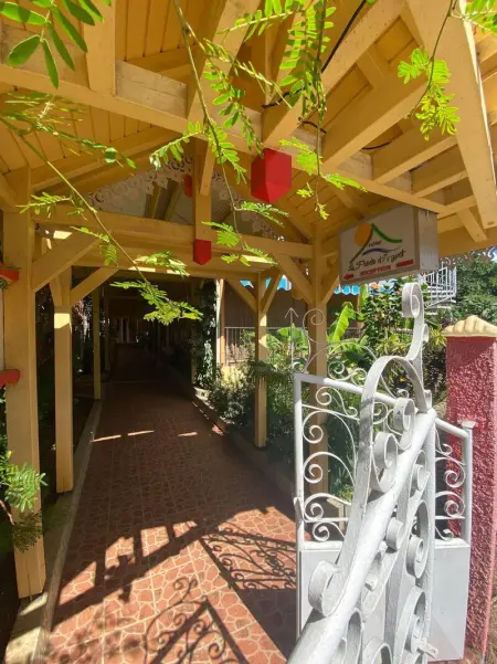Appartement lumineux à Pointe-Noire avec piscine partagée - Photo 12