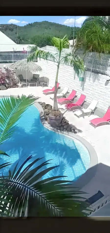 Appartement moderne à Sainte-Anne - Piscine & Jardin - 80 m² - Photo 7