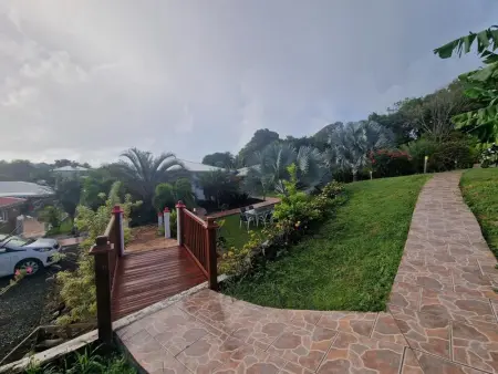 Maison charmante à Le Moule avec piscine partagée - Photo 9