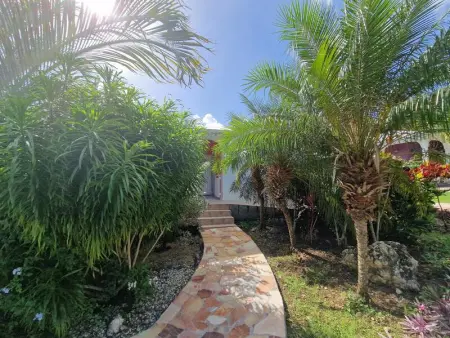 Maison charmante à Le Moule avec piscine partagée - Photo 14